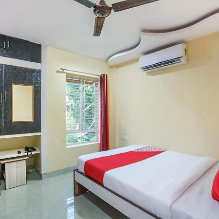 Jādabpur Oyo 62042 Niloy Guest House מראה חיצוני תמונה