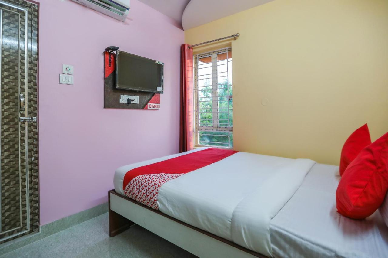 Jādabpur Oyo 62042 Niloy Guest House מראה חיצוני תמונה