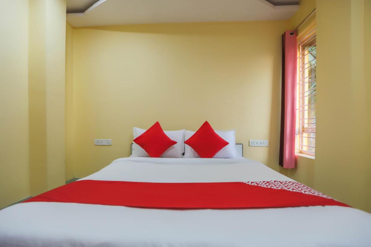 Jādabpur Oyo 62042 Niloy Guest House מראה חיצוני תמונה