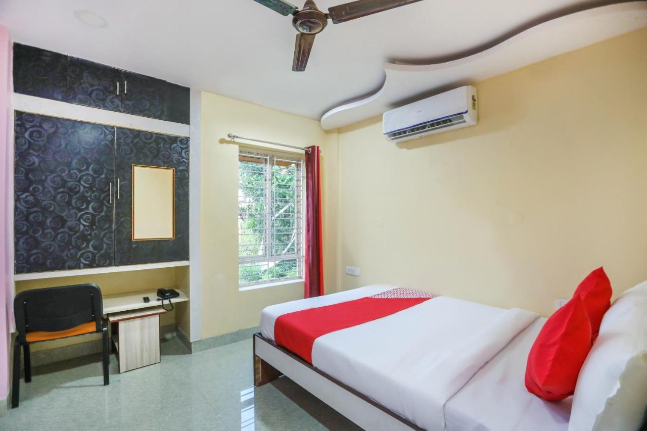 Jādabpur Oyo 62042 Niloy Guest House מראה חיצוני תמונה